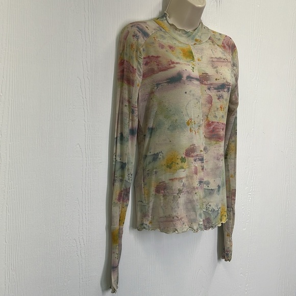 Free People - High Jump Fun Watercolor Pattern Mock Neck Blouse Size Medium - Picture 4 of 10